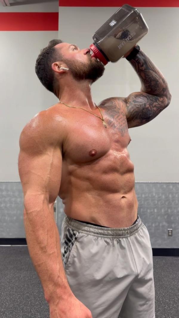 FOR SUNDAY NEWS - Detective Edward W. Barrett, who works in the NYPDâs Warrant Section, advertises his workouts and the supplements he takes, with names like âBallistics Fat Burner,â âShots Fired,â and âStrapped,â on social media. But he and other buff NYPD cops are facing new rules when it comes to taking nutritio<em></em>nal supplements to bulk up, according to a memo sent to cops last week.