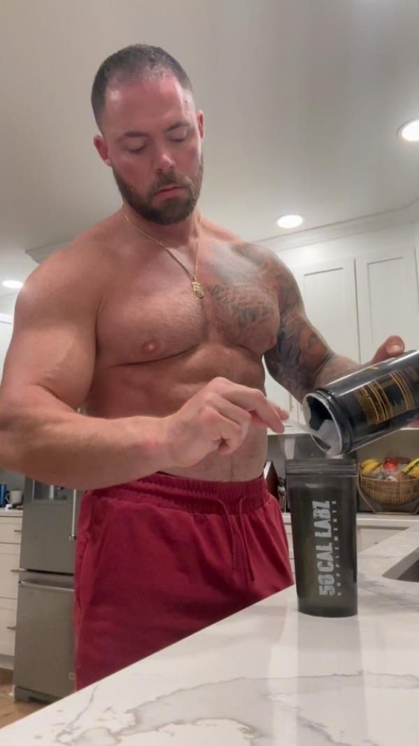FOR SUNDAY NEWS - Detective Edward W. Barrett, who works in the NYPDâs Warrant Section, advertises his workouts and the supplements he takes, with names like âBallistics Fat Burner,â âShots Fired,â and âStrapped,â on social media. But he and other buff NYPD cops are facing new rules when it comes to taking nutritio<em></em>nal supplements to bulk up, according to a memo sent to cops last week.