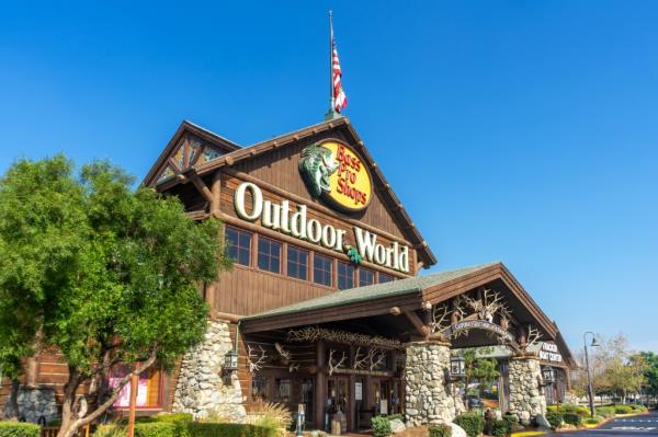 Bass Pro Shops
