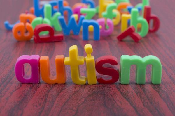 Supportive community networks help parents of children with autism co<em></em>nnect with essential resources and guidance. Photo: 123rf